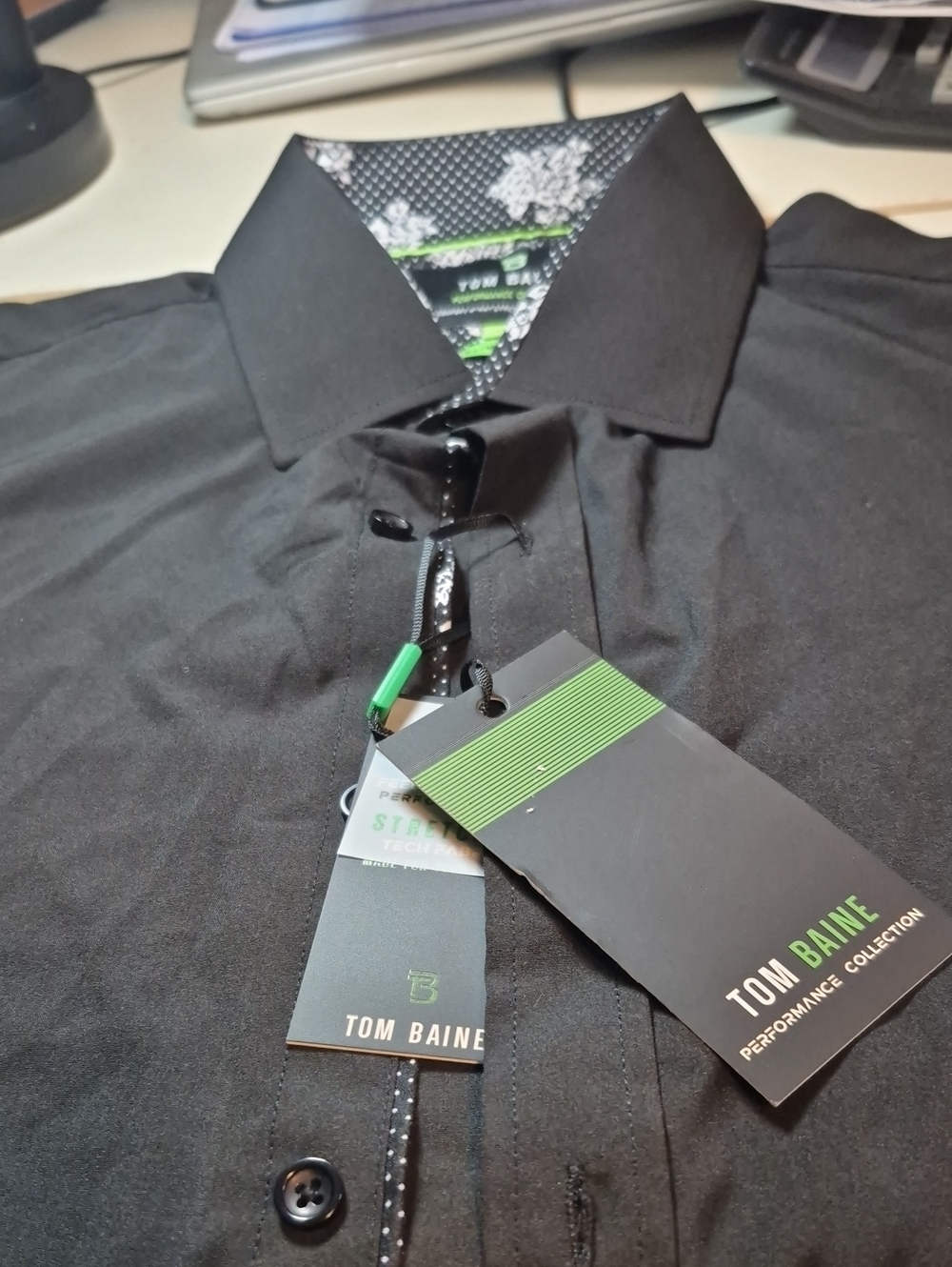 Tom Baine Shirt Mens XL Black Performance Collection Stretch Wrinkle Free Dress